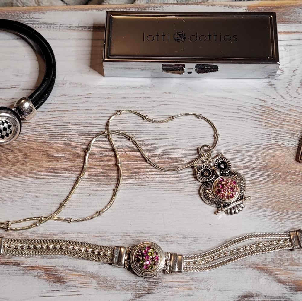 LOTTIE DOTTIES Lot Owl Necklace 2 Bracelets + Bonus Case/Key/Snaps